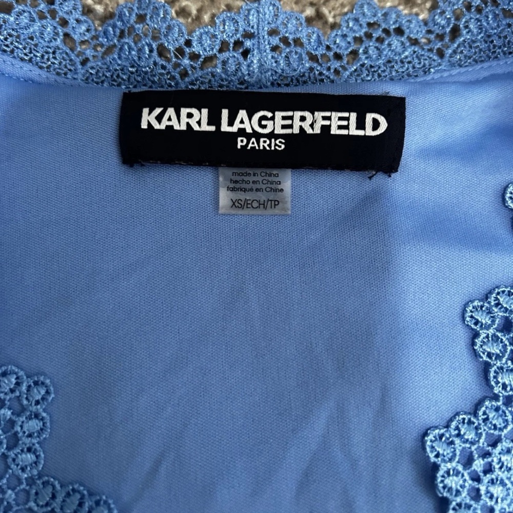 Karl Lagerfeld Paris Blue Lace V-Neck Sleeveless Women's Top - Picture 8 of 10